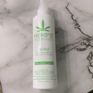 hempz leave-in conditioner spray